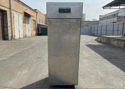 Б/в холодильна шафа Sagi 700 л
