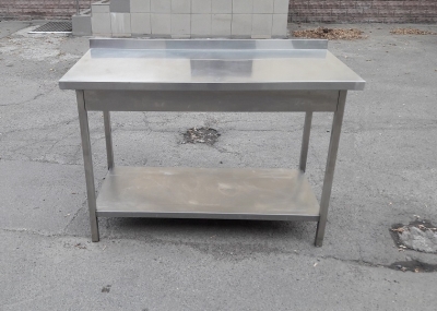 Столы из нержавейки